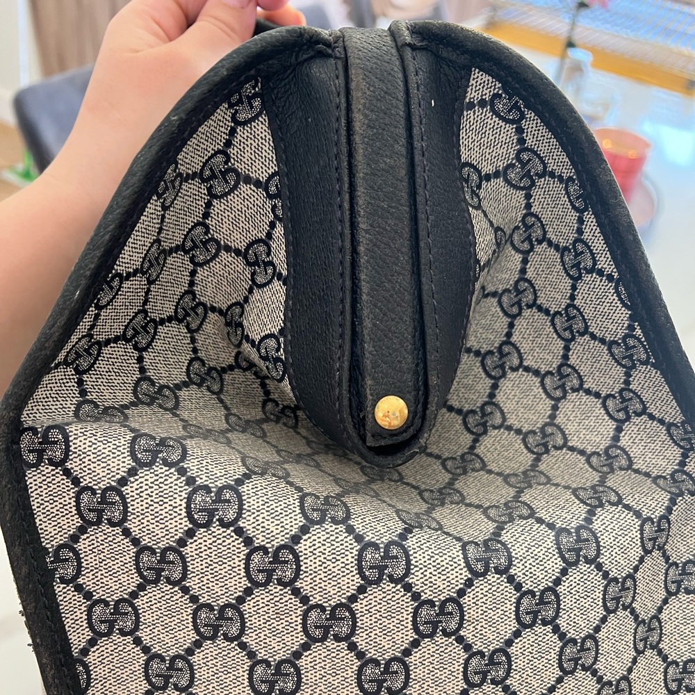 Vintage Gucci weekend/travel bag - Picture 2 of 5